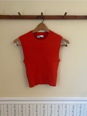 Zara Ribbed Sweater Vest